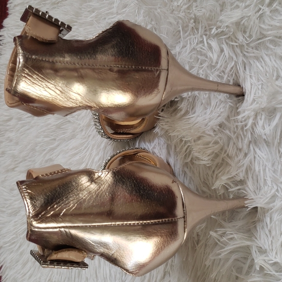 💥Beautiful Rhinestone Stilettos💥 - Picture 6 of 14